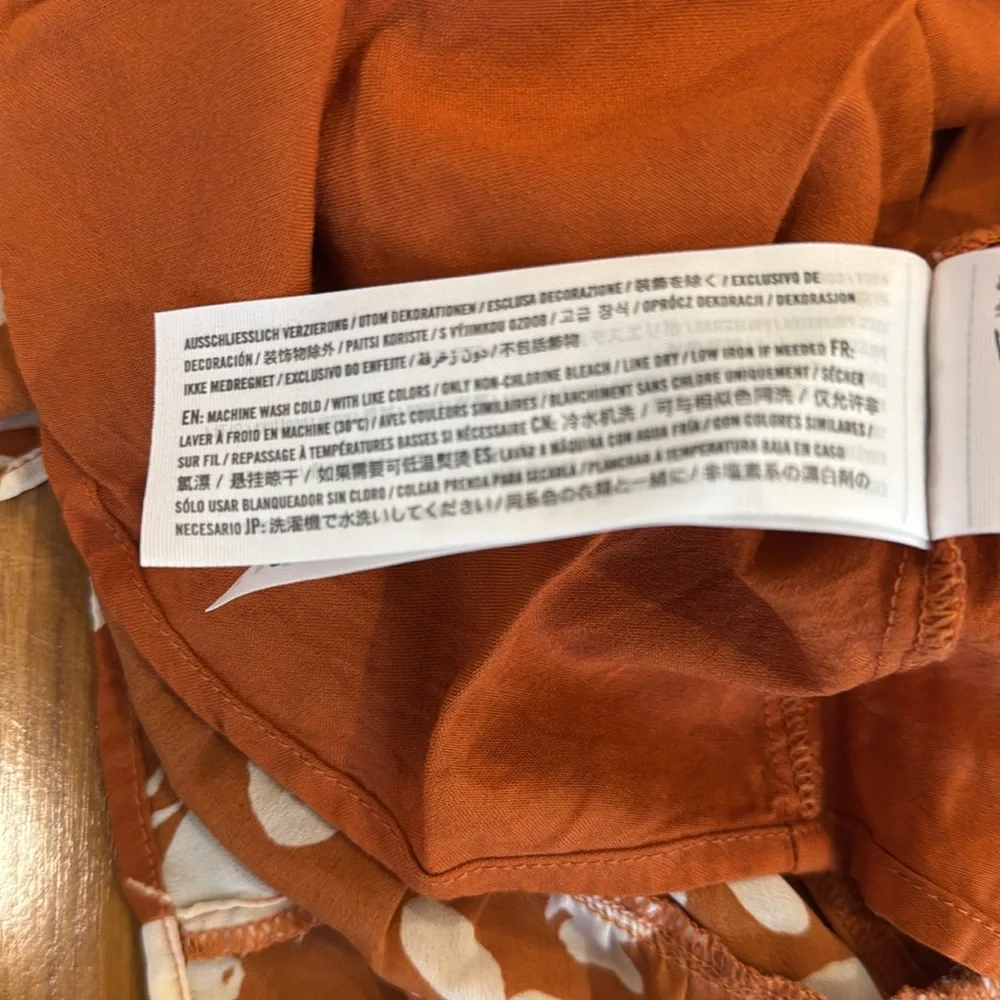 Floral, tiered Abercrombie and Fitch Dress - Picture 6 of 9